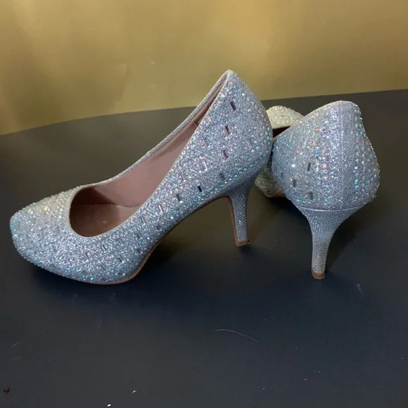 Silver Sparkle Cinderella heels - Picture 2 of 4
